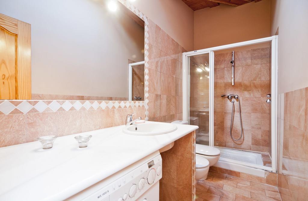 Puerta Del Sol Vi Apartment